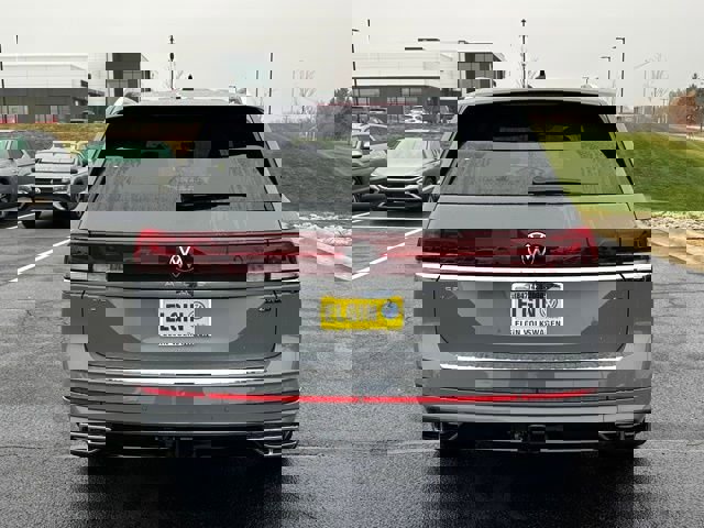 New 2026 Volkswagen Atlas SEL Premium R-Line image 5