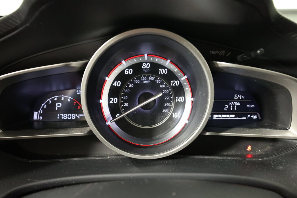Used 2014 MAZDA MAZDA3 i Sport FWD image 30