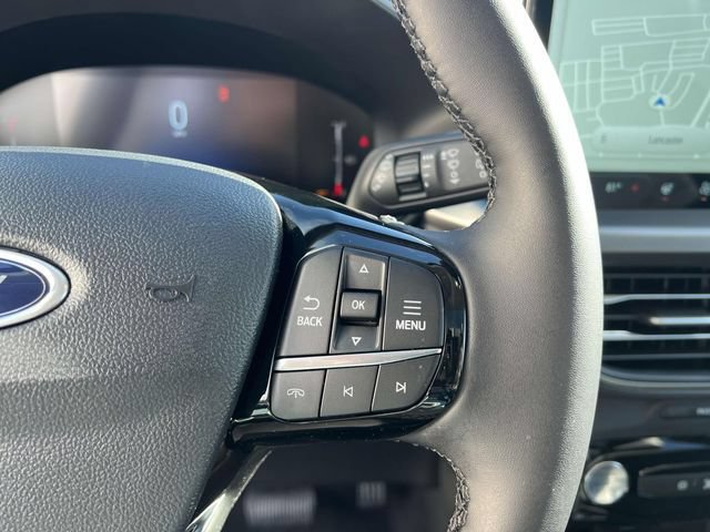 New 2025 Ford Escape SE FWD image 18