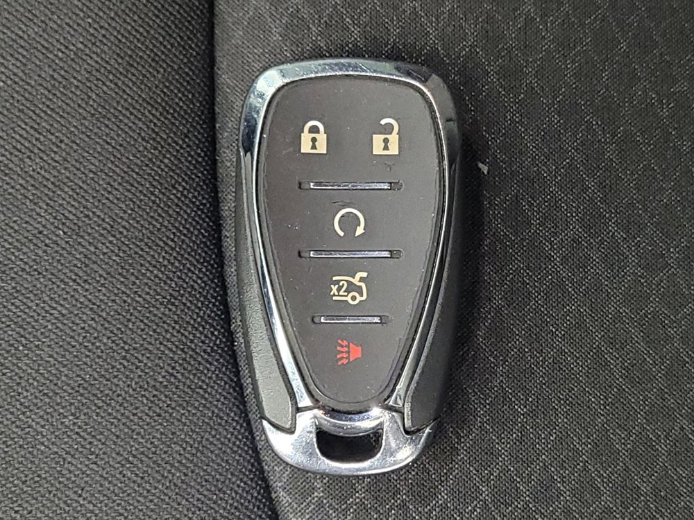 Used 2021 Chevrolet Malibu RS FWD image 32