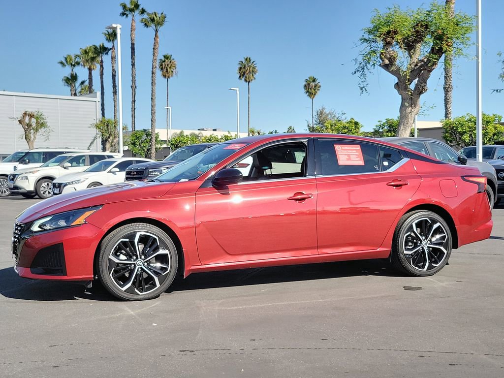 Certified 2024 Nissan Altima 2.5 SR w/ SR Premium Package image 31