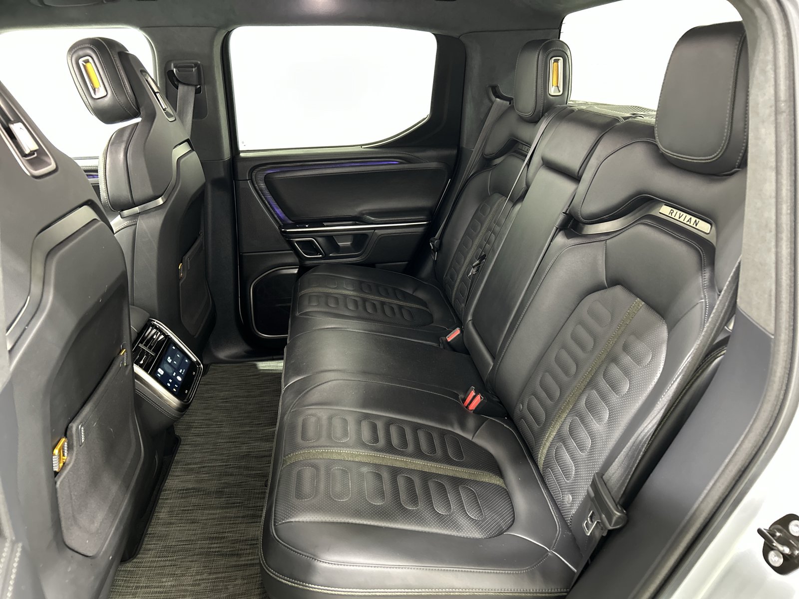 Used 2022 Rivian R1T Adventure AWD/4WD image 21