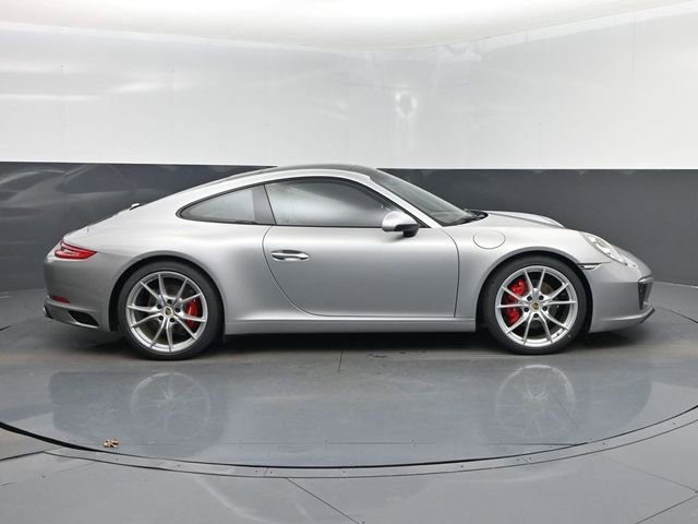 Used 2017 Porsche 911 Carrera RWD image 2