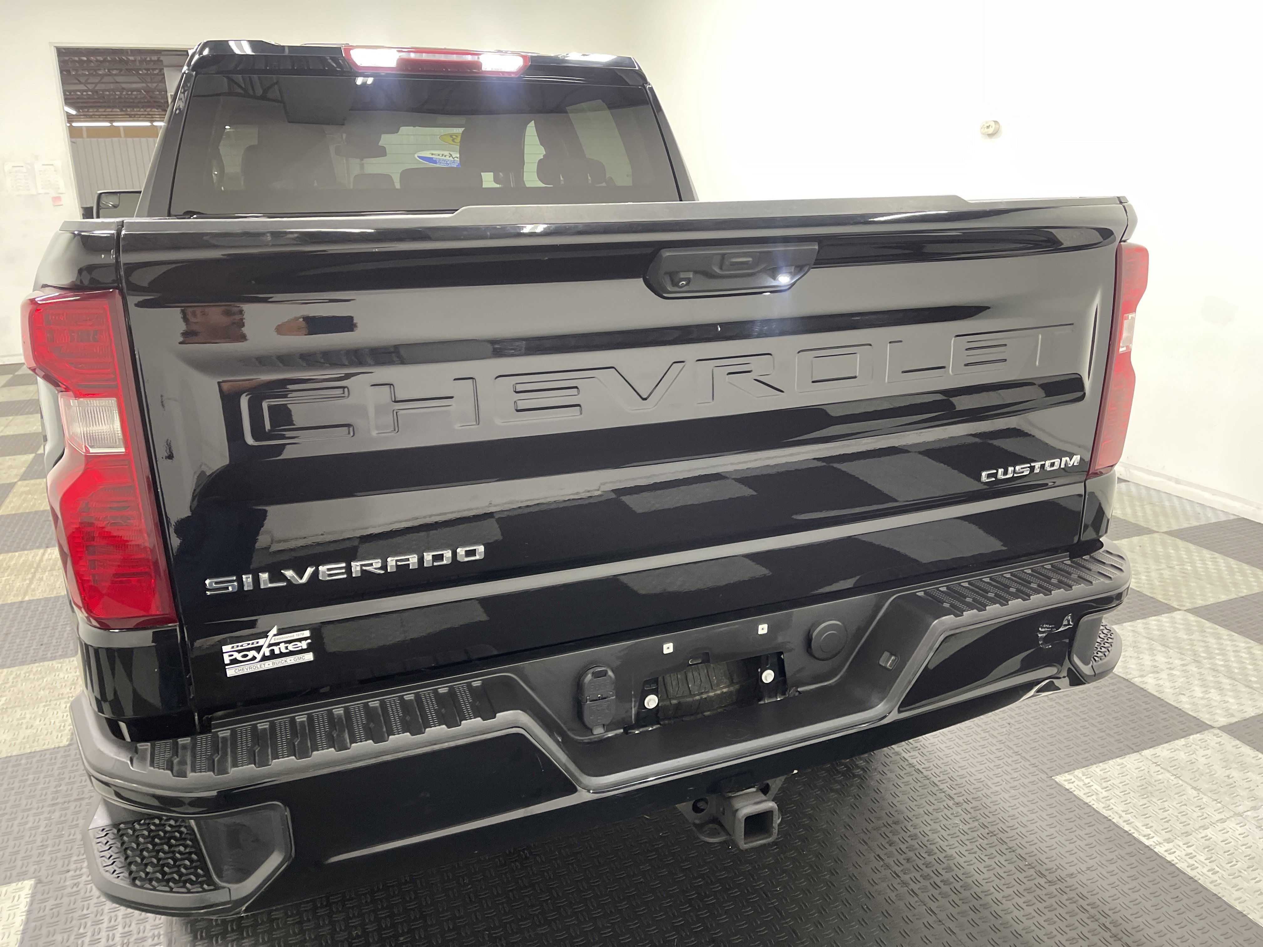 Used 2023 Chevrolet Silverado 1500 Custom Trail Boss image 3
