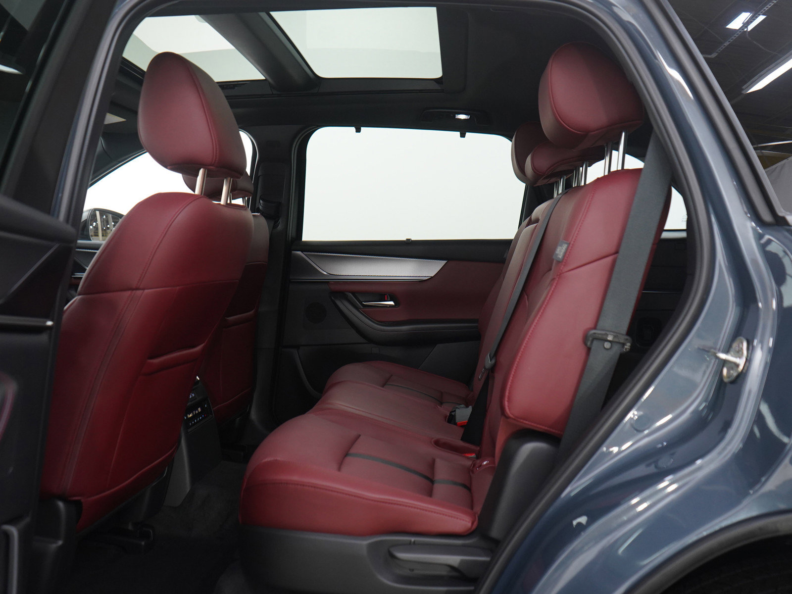 Used 2025 MAZDA CX-70 3.3 Turbo S w/ Premium Package image 19