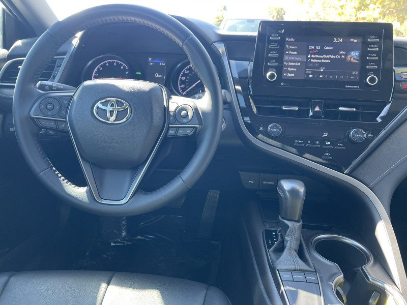Used 2022 Toyota Camry SE w/ Convenience Package FWD image 14