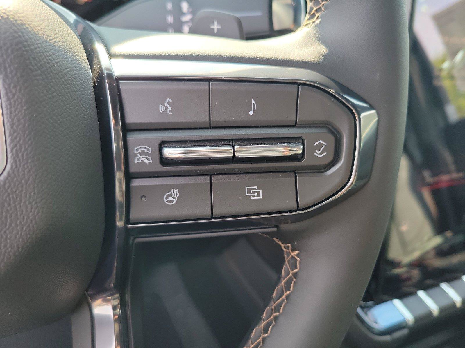 New 2026 GMC Yukon XL AT4 AWD/4WD image 26