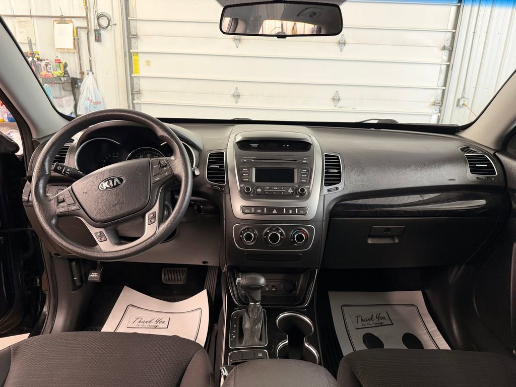 Used 2014 Kia Sorento LX image 15