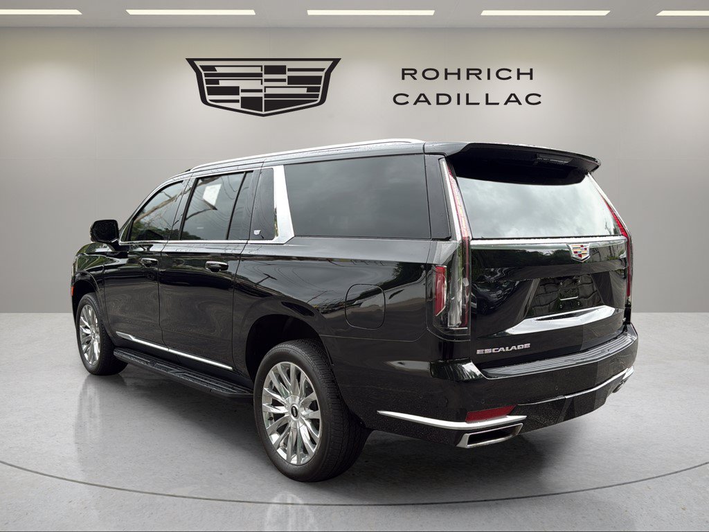 Certified 2024 Cadillac Escalade ESV Premium Luxury w/ LPO, Floor Liner Package AWD/4WD image 9
