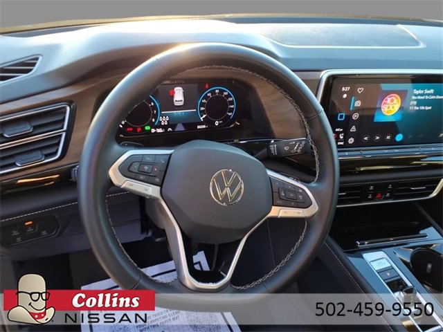 Used 2025 Volkswagen Atlas SE image 21