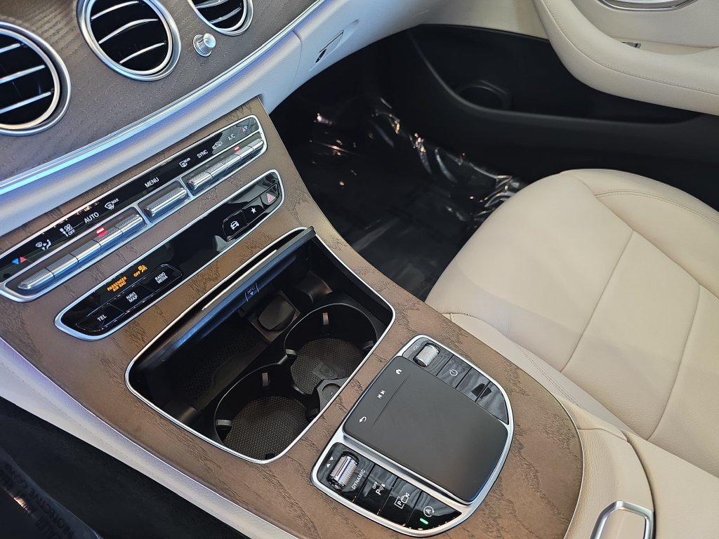 Certified 2022 Mercedes-Benz E 450 4MATIC Sedan image 26