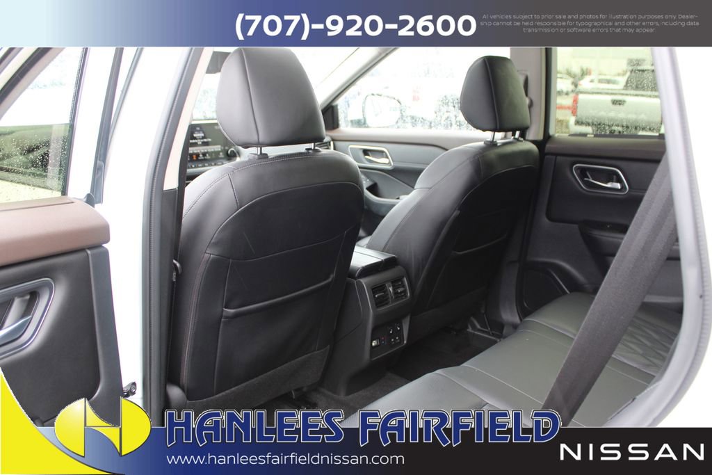 Used 2023 Nissan Rogue Platinum w/ Platinum Premium Package image 18