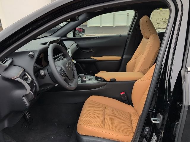 New 2025 Lexus UX 300h AWD image 12