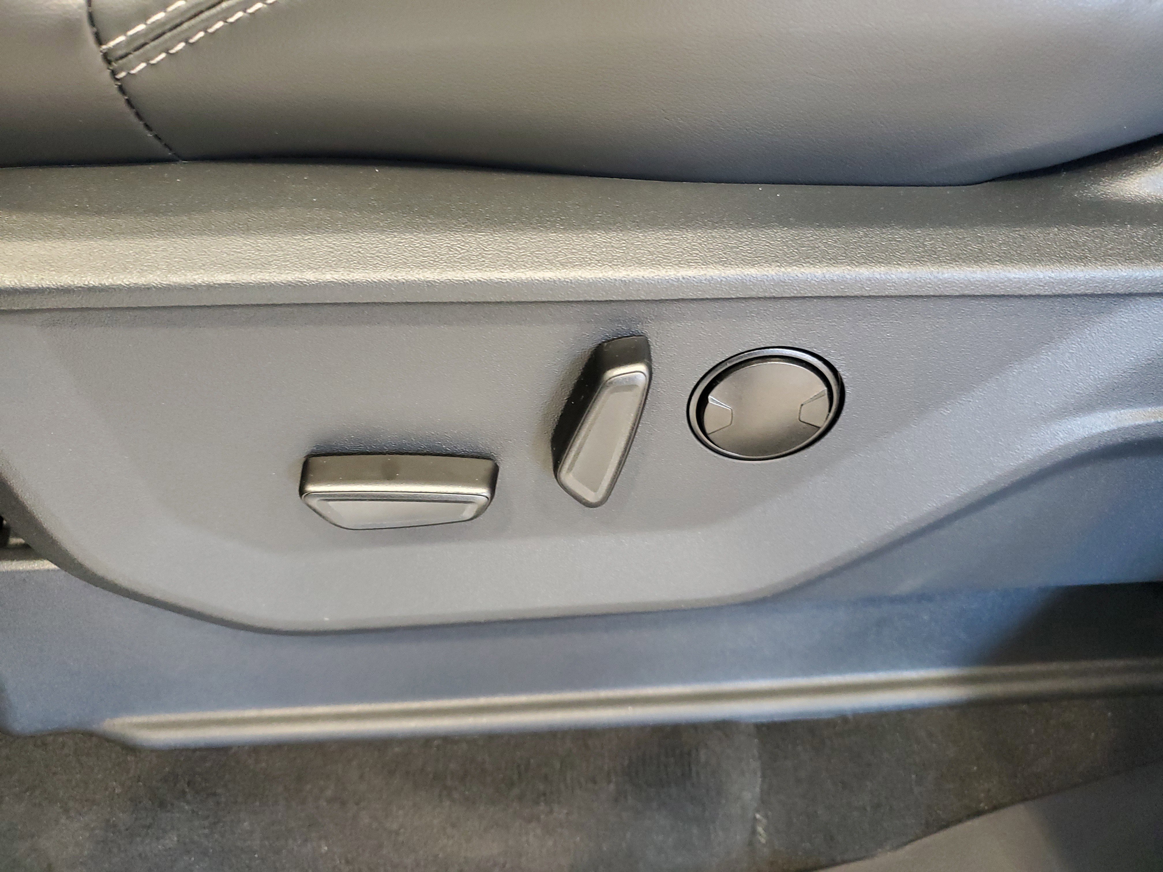 New 2025 Ford Expedition Platinum w/ Stealth Performance Package image 13