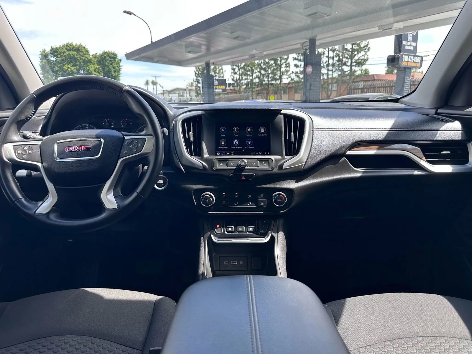 Used 2018 GMC Terrain SLE image 31