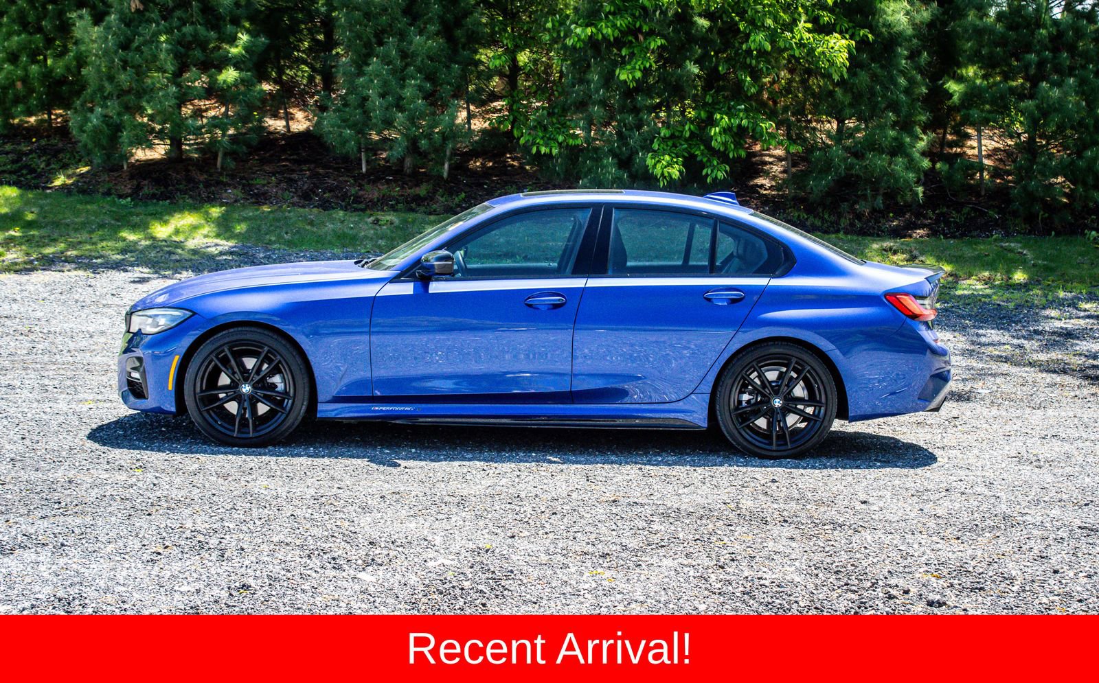 Used 2022 BMW 330i Sedan w/ M Sport Package RWD image 4