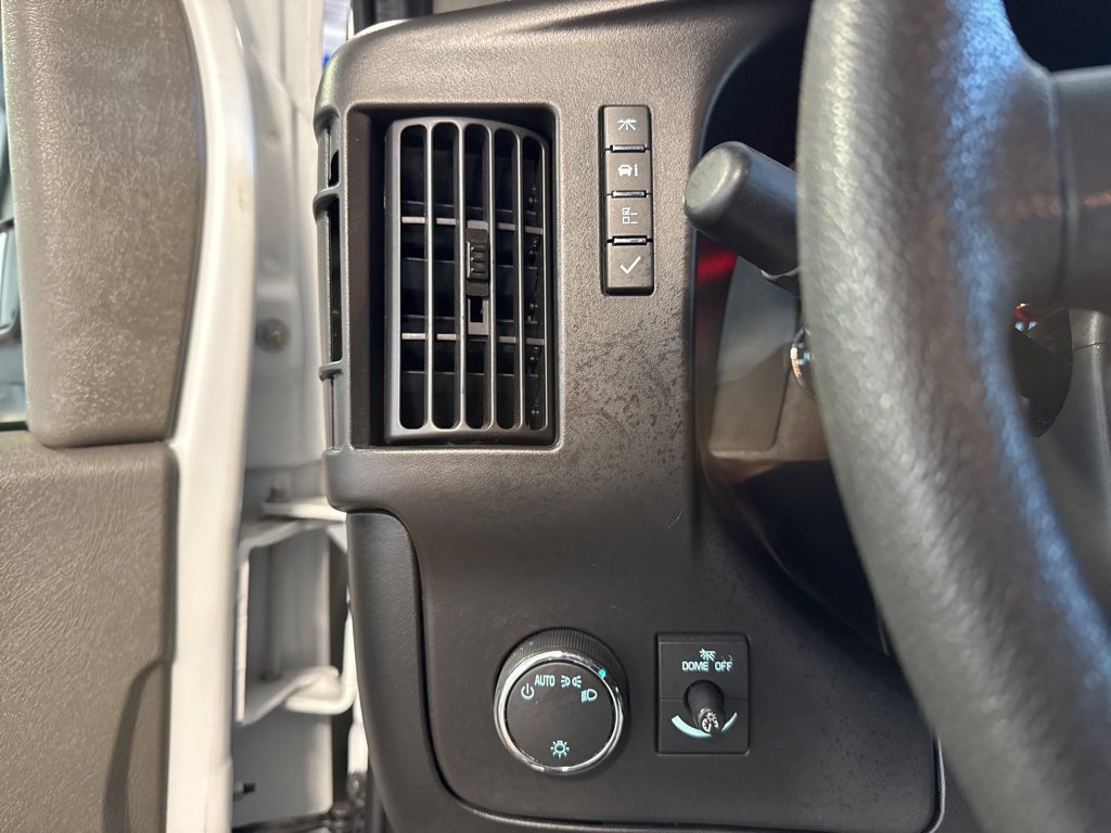 Used 2023 GMC Savana 2500 w/ Driver Convenience Package image 15