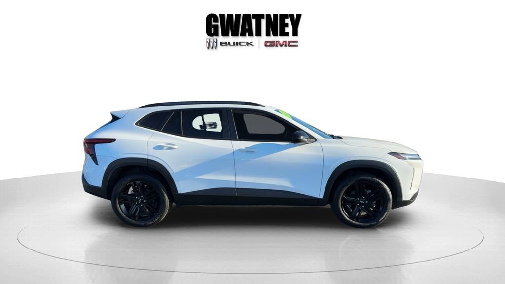 Used 2024 Chevrolet Trax ACTIV image 8