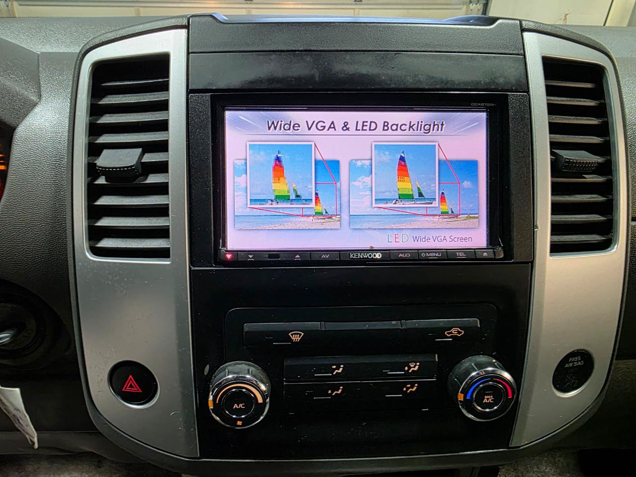 Used 2015 Nissan Frontier SV RWD image 29