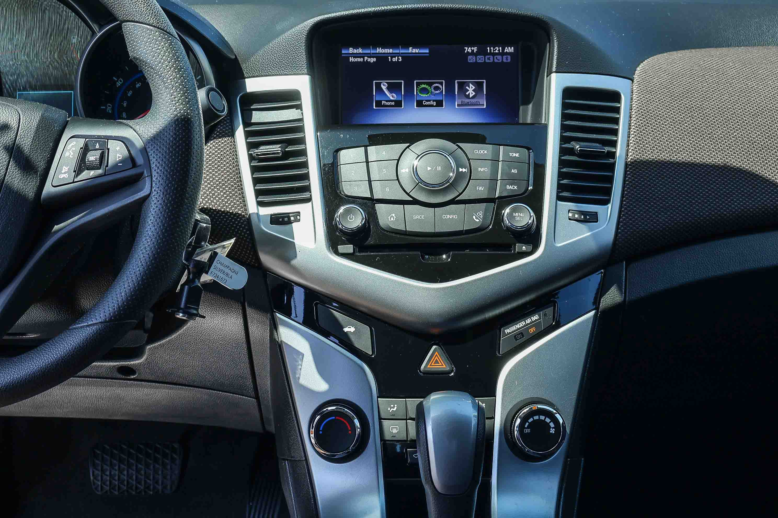 Used 2015 Chevrolet Cruze LT w/ Enhanced Safety Package FWD image 7