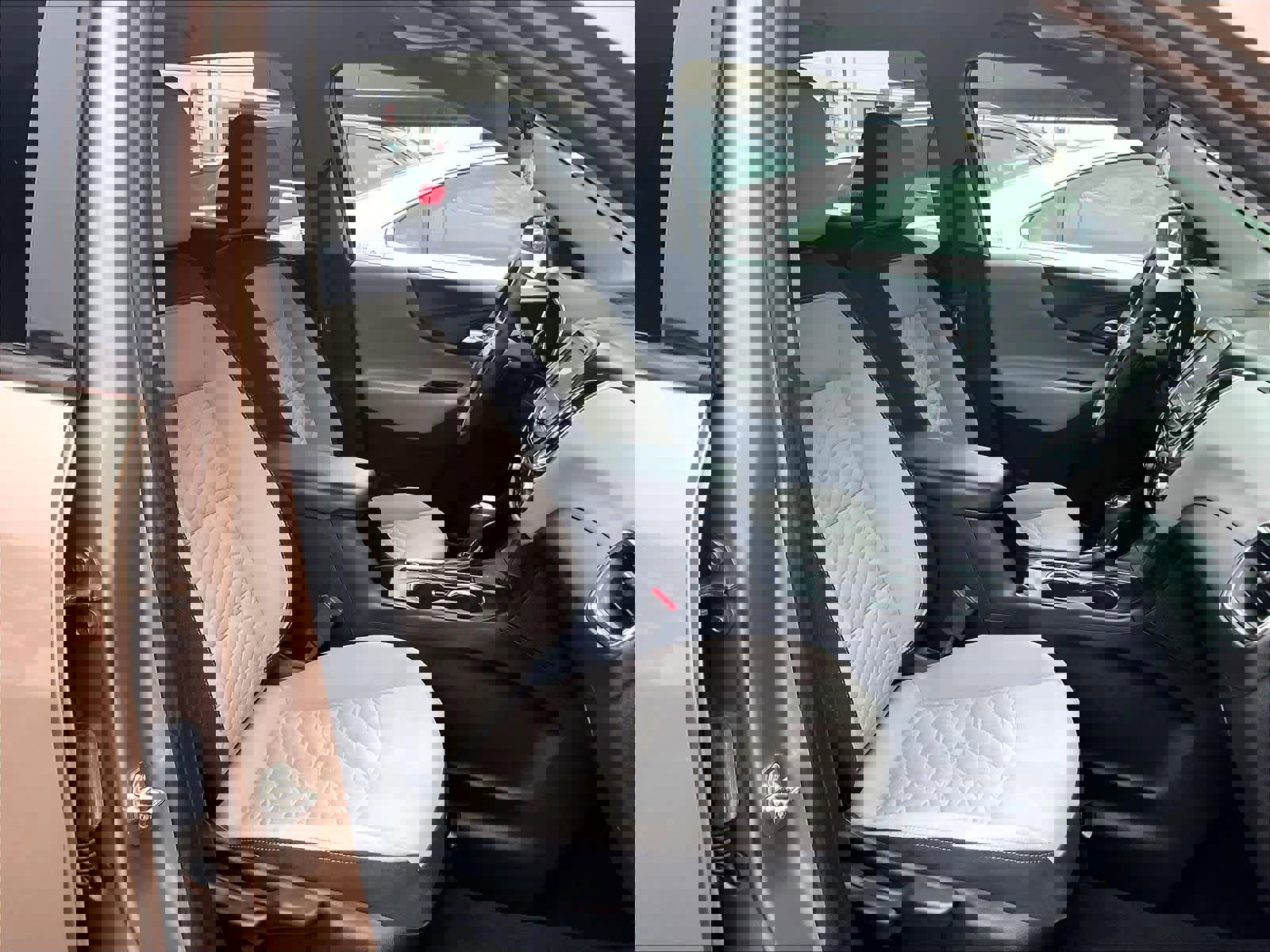 Used 2019 Chevrolet Equinox LS image 11