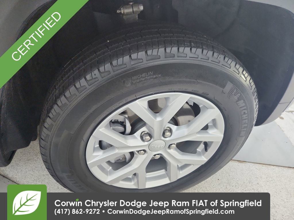 Certified 2023 Jeep Grand Cherokee L Limited AWD/4WD image 34