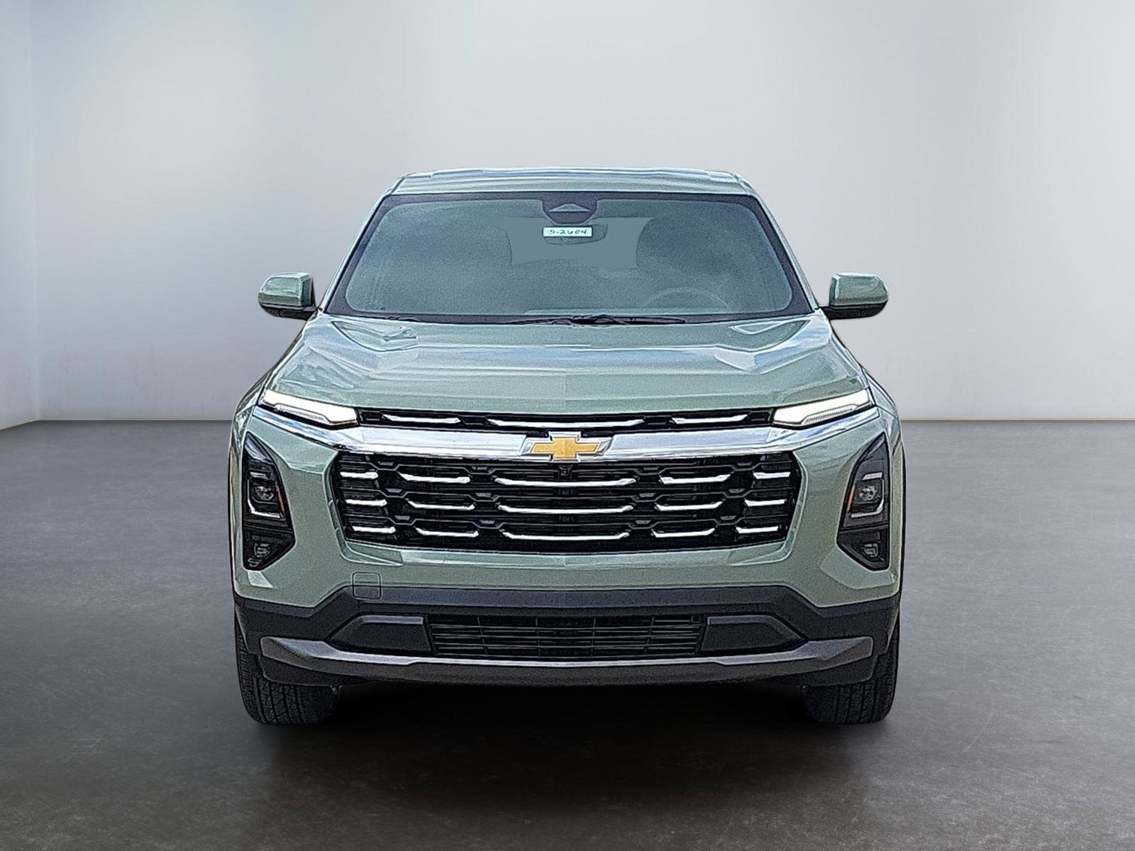 Used 2025 Chevrolet Equinox LT w/ Safety and Technology Package image 8