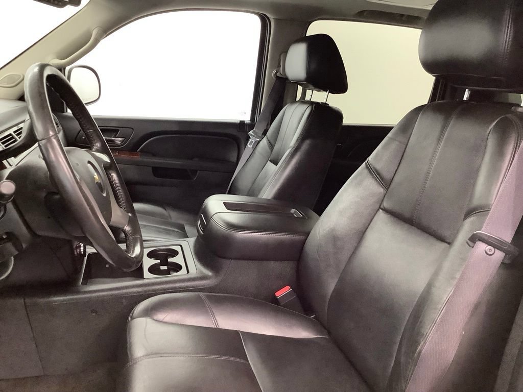 Used 2012 Chevrolet Avalanche LT AWD/4WD image 13