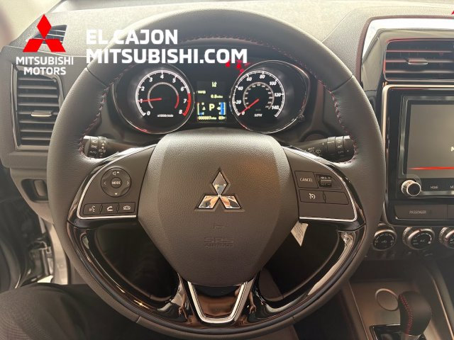 New 2027 Mitsubishi Outlander Sport LE FWD image 11