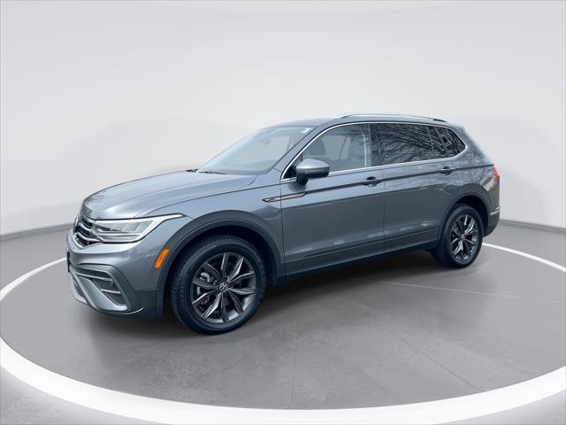 Certified 2022 Volkswagen Tiguan SE w/ Panoramic Sunroof Package image 1
