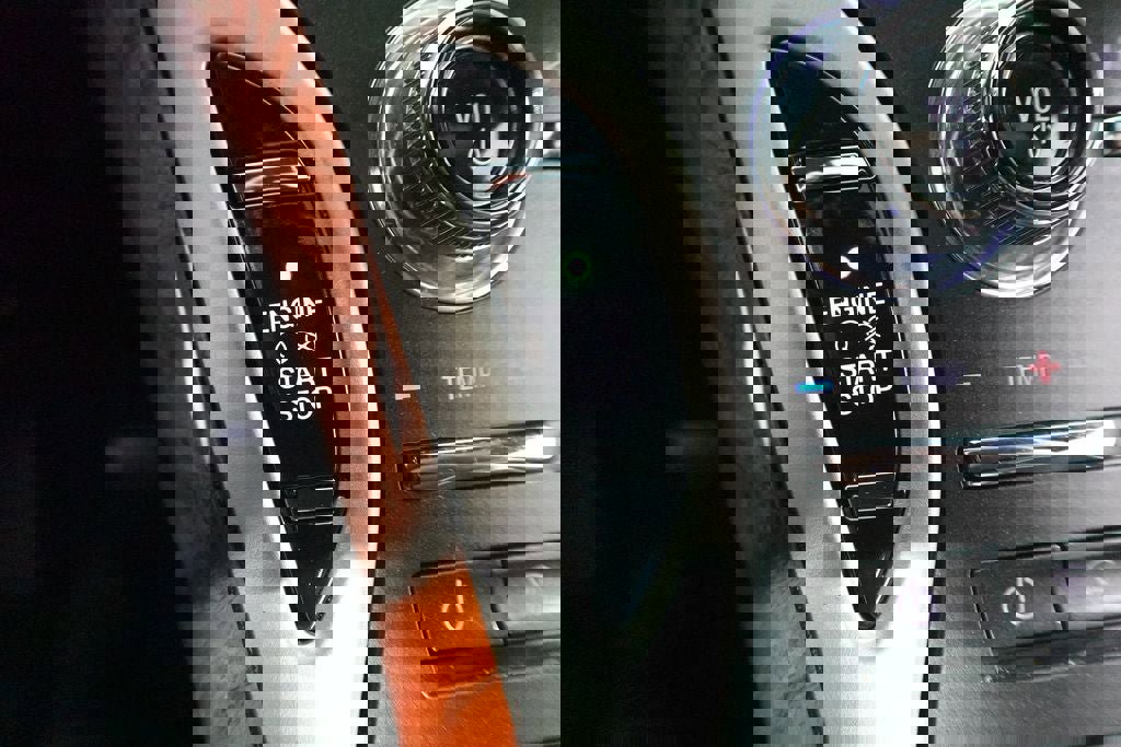 Used 2020 Lincoln Nautilus Reserve w/ Equipment Group 201A image 23