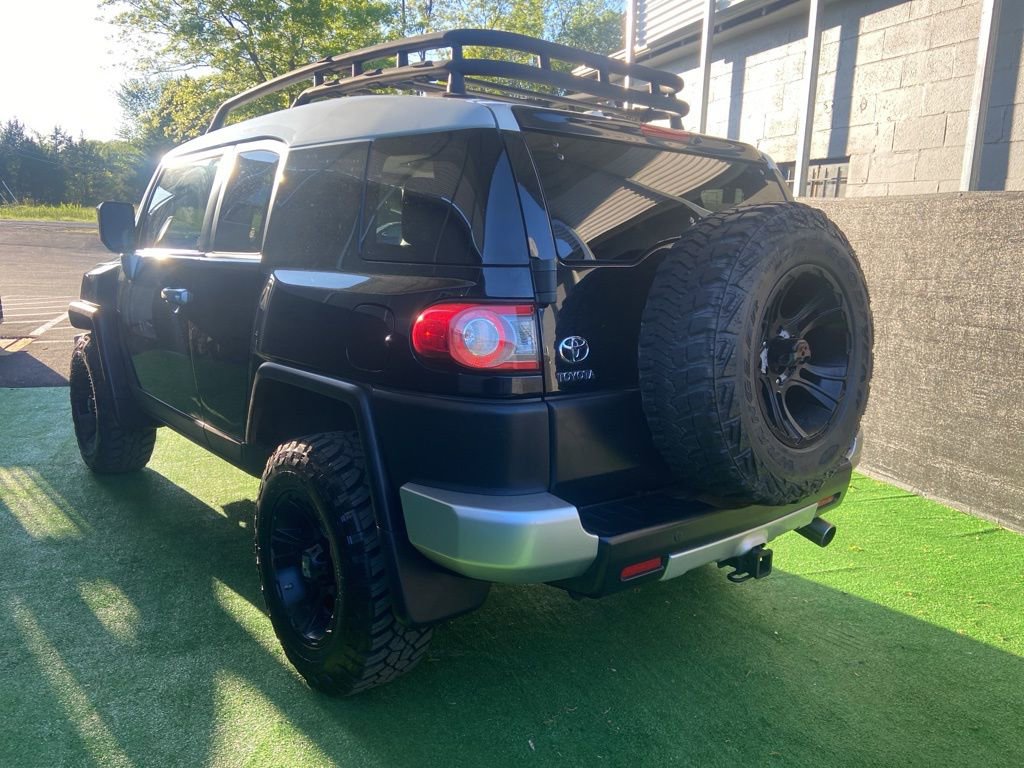 Used 2012 Toyota FJ Cruiser 4WD w/ Upgrade Pkg image 8