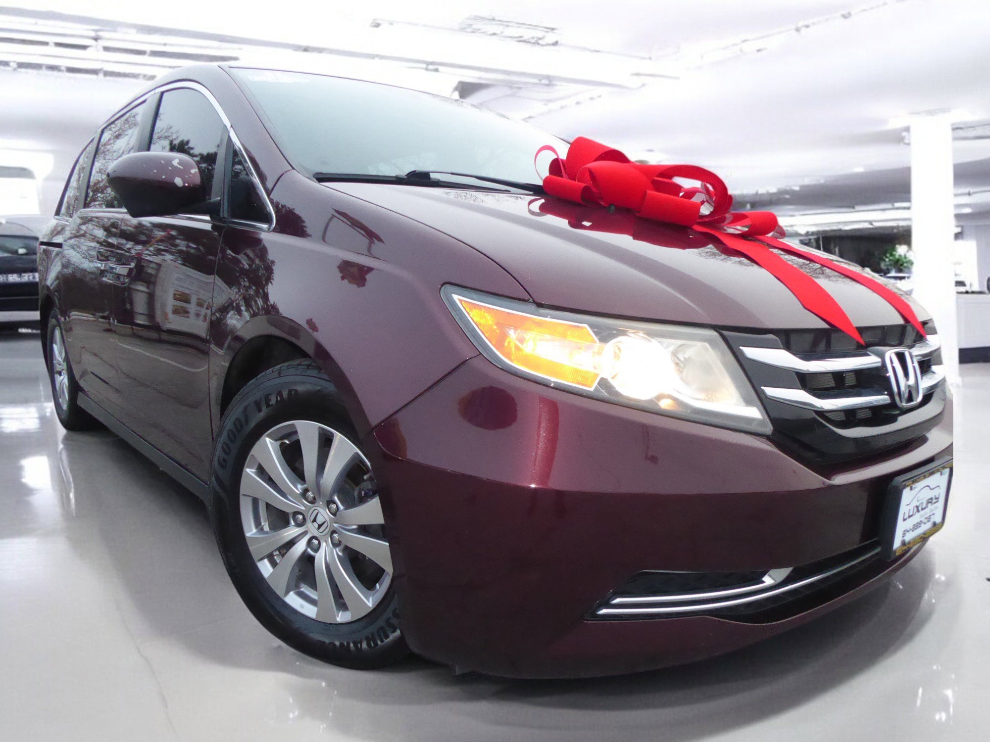 Used 2014 Honda Odyssey EX-L image 1