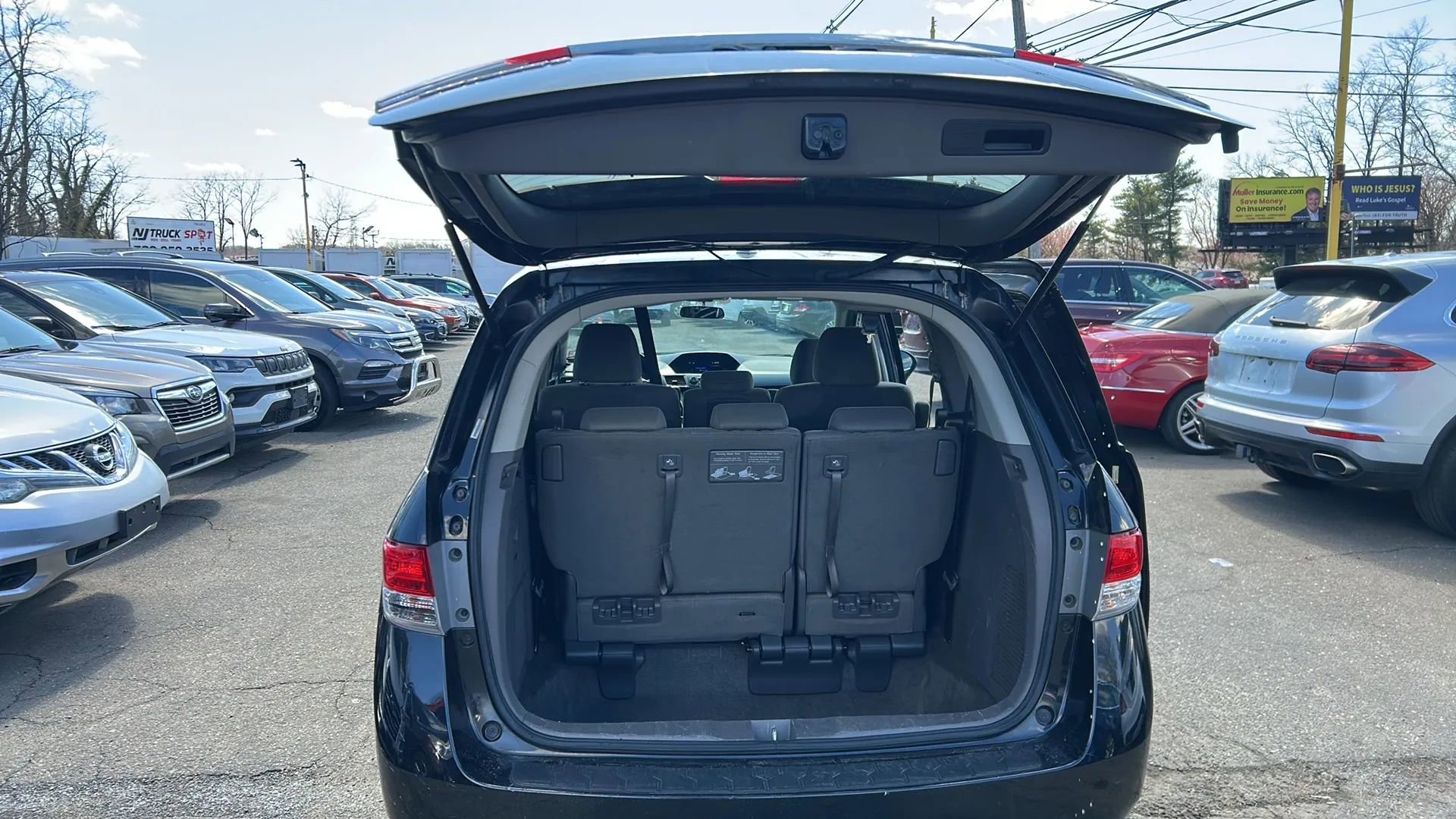 Used 2016 Honda Odyssey SE image 17