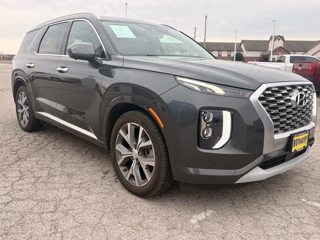 Used 2021 Hyundai Palisade Limited image 3