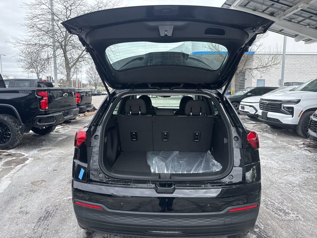 New 2027 Chevrolet Bolt LT w/ Comfort Package image 13