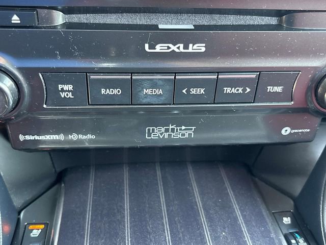Used 2023 Lexus GX 460 Premium w/ Accessory Package image 23