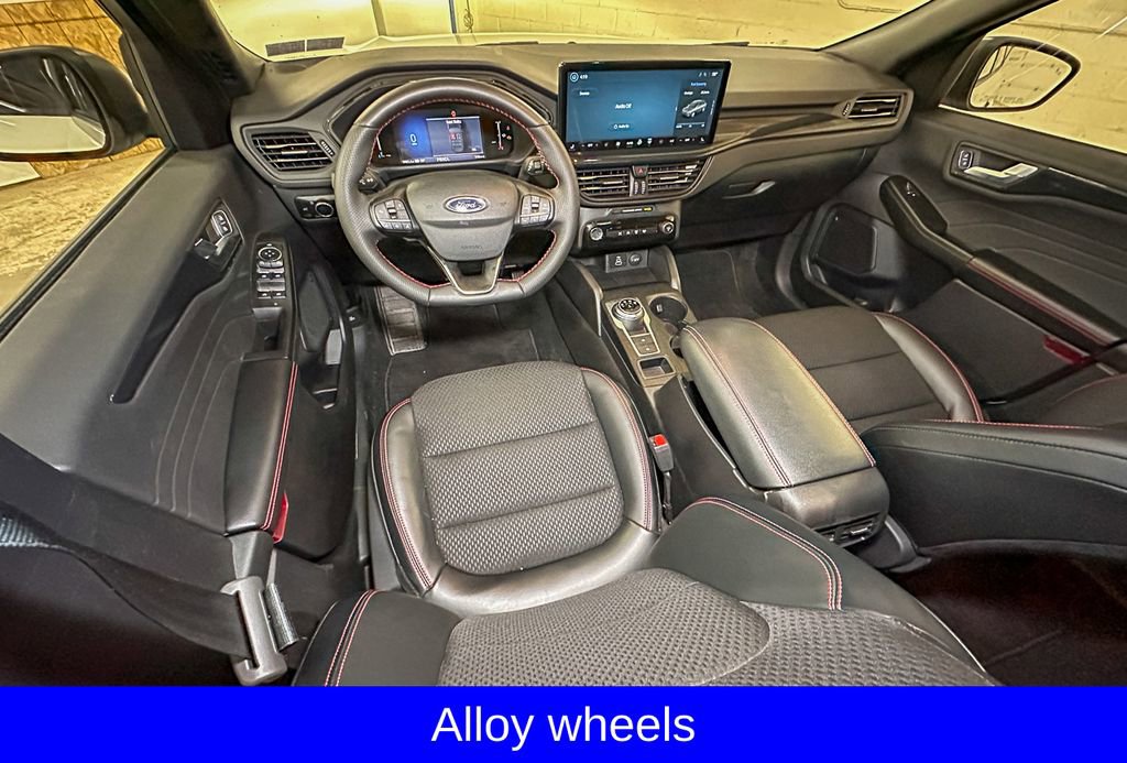 Used 2025 Ford Escape ST-Line w/ Tech Pack #1 image 11