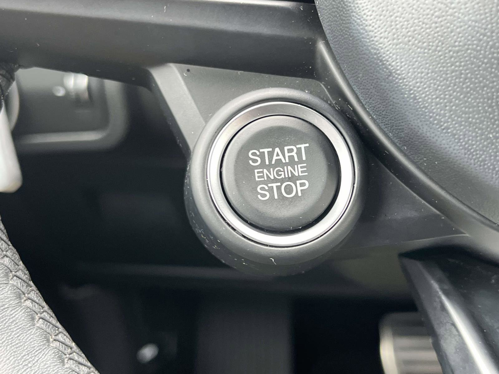 Used 2024 Alfa Romeo Stelvio Sprint image 22