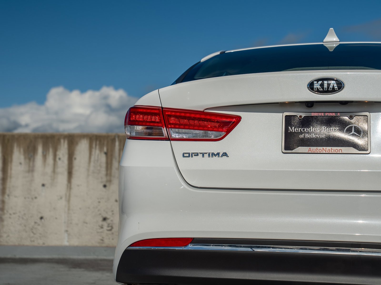 Used 2017 Kia Optima EX FWD image 9