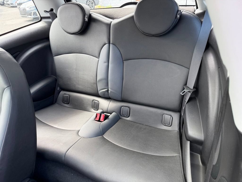 Used 2009 MINI Cooper Hardtop FWD image 11
