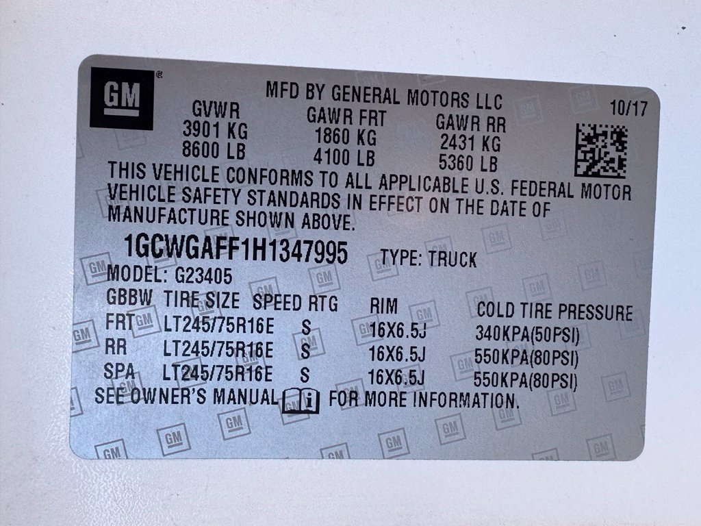 Used 2017 Chevrolet Express 2500 RWD image 34