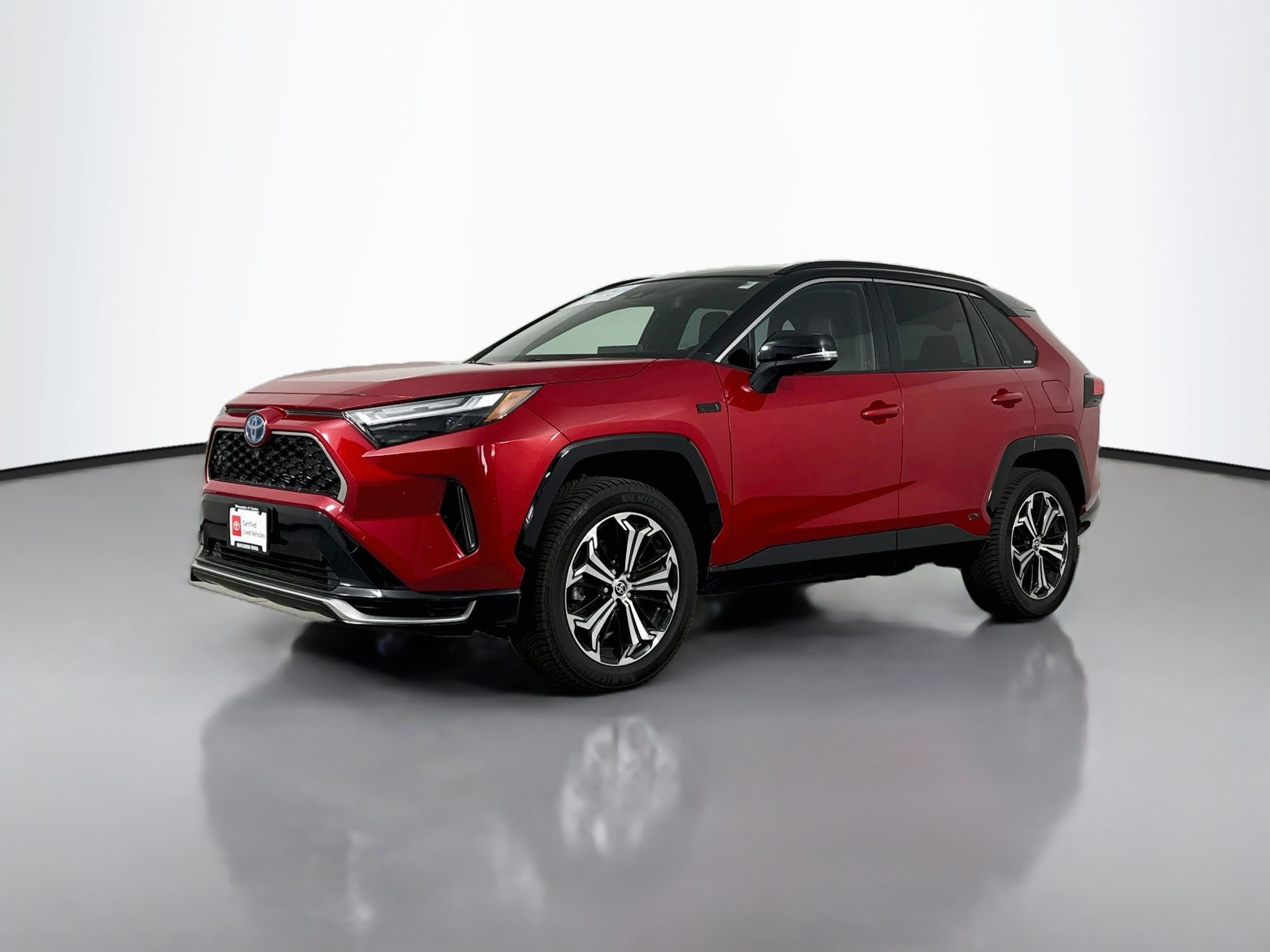 Certified 2022 Toyota RAV4 XSE w/ Premium Package AWD/4WD image 3