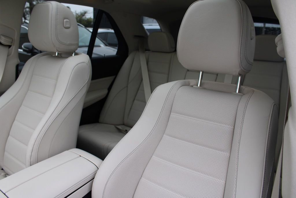 Used 2025 Mercedes-Benz GLE 580 4MATIC image 26