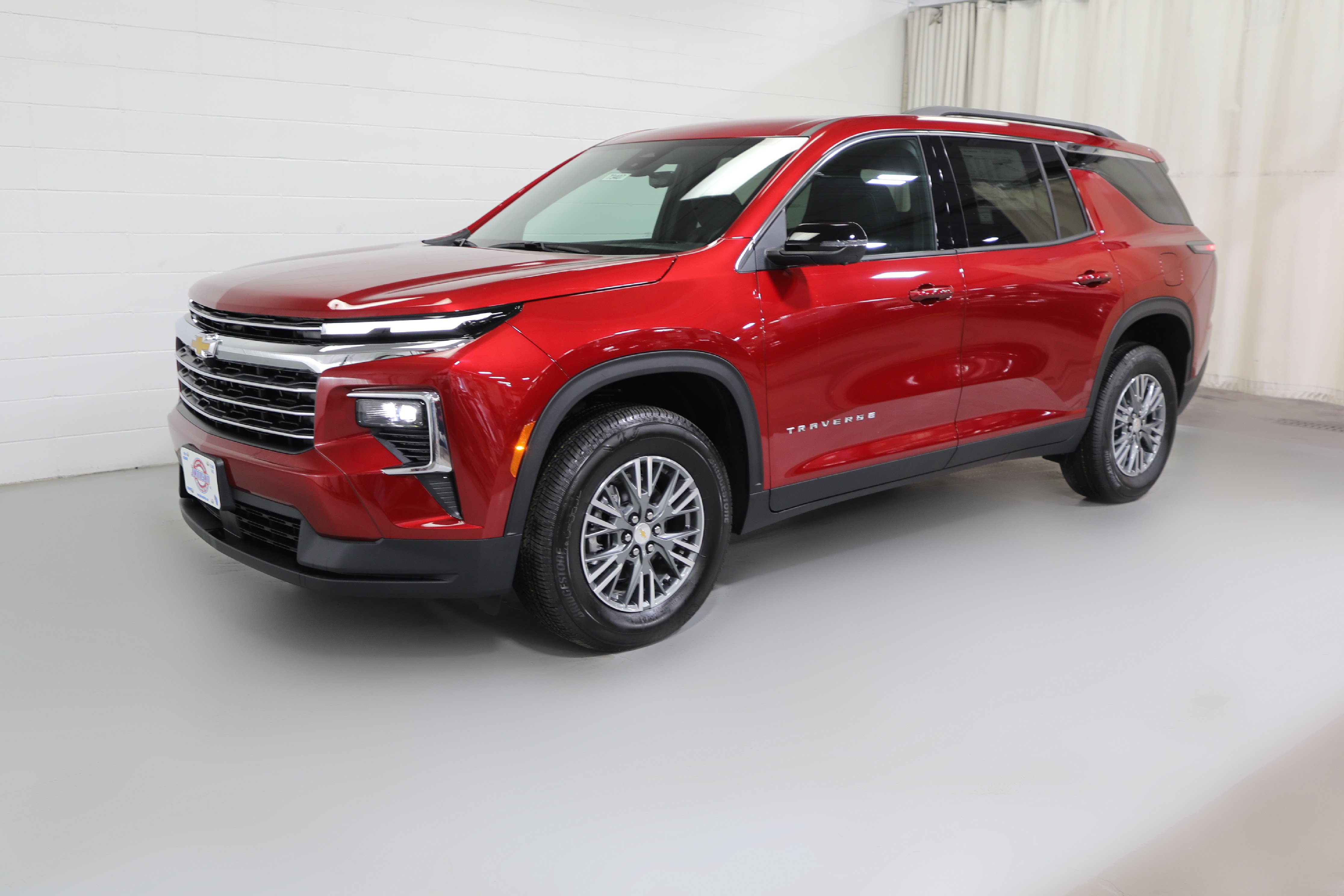 New 2027 Chevrolet Traverse LT w/ Driver Confidence Package AWD/4WD image 16