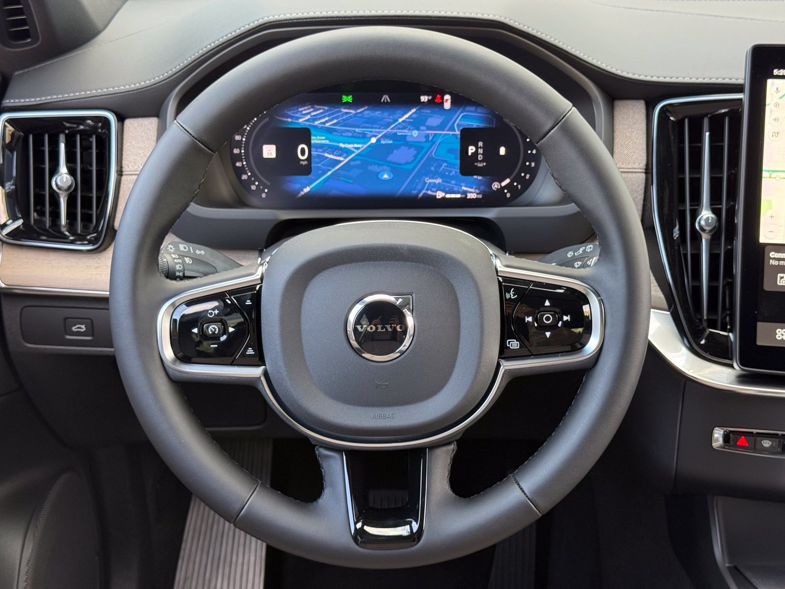 New 2027 Volvo XC90 B6 Ultra AWD/4WD image 36