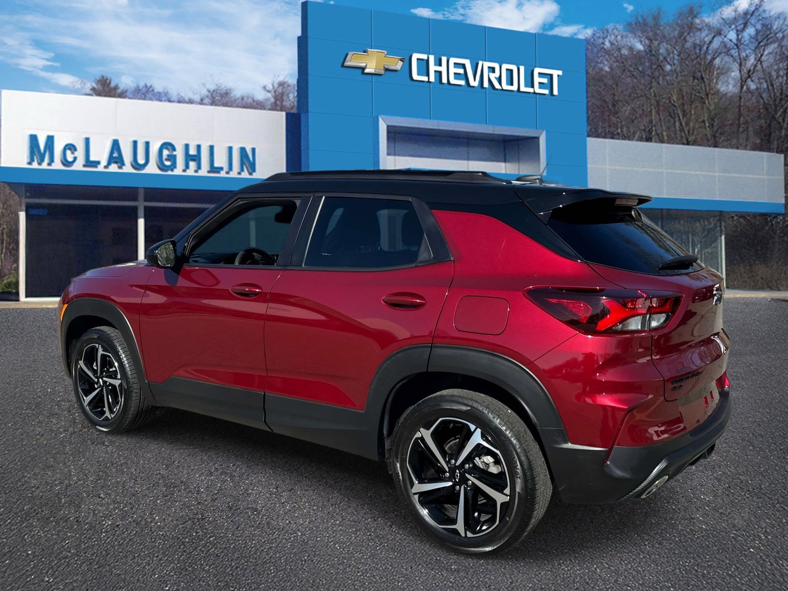 Certified 2023 Chevrolet TrailBlazer RS w/ Sun and Liftgate Package image 2