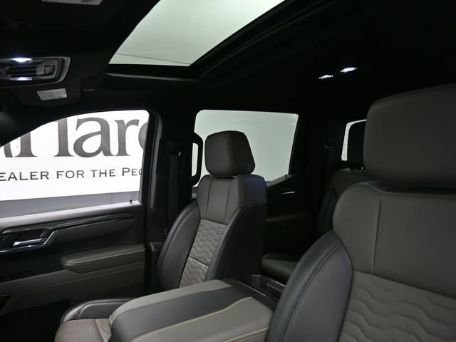 Used 2024 Chevrolet Silverado 1500 ZR2 w/ Technology Package image 17