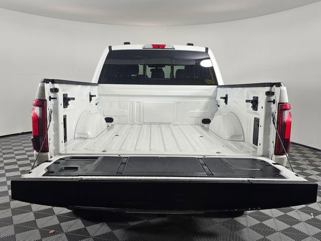 Used 2024 Ford F150 Platinum w/ FX4 Off-Road Package image 16