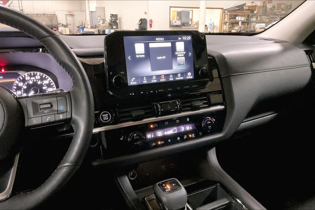 Used 2023 Nissan Pathfinder SL image 6